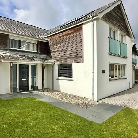 Lanveans Holiday home *